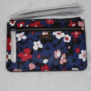NWT Kate Spade Shore Street Tinie Bouquet Pop Floral  wristlet